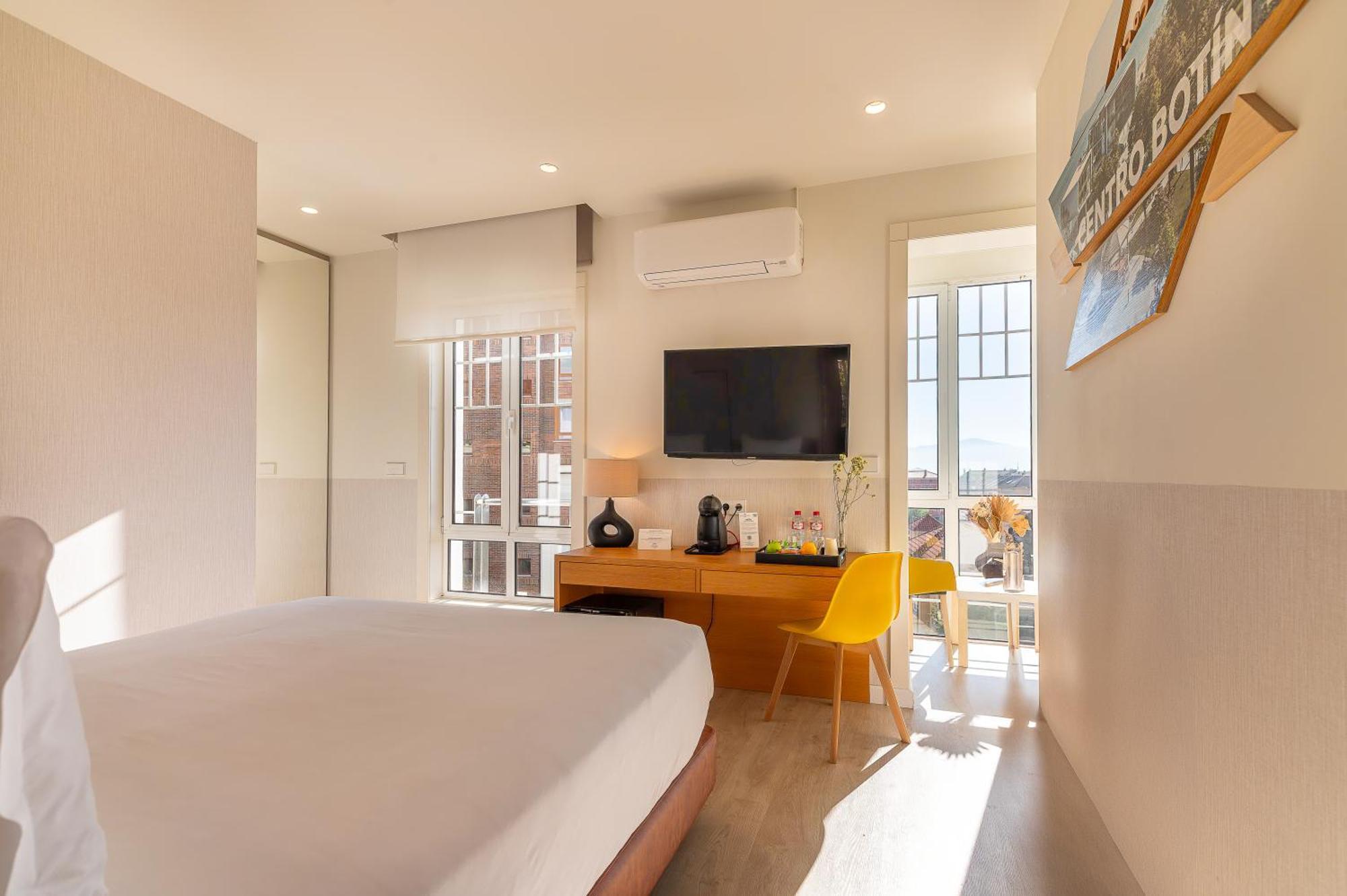 Sercotel El Balcon De La Bahia Suites Сантандер Экстерьер фото