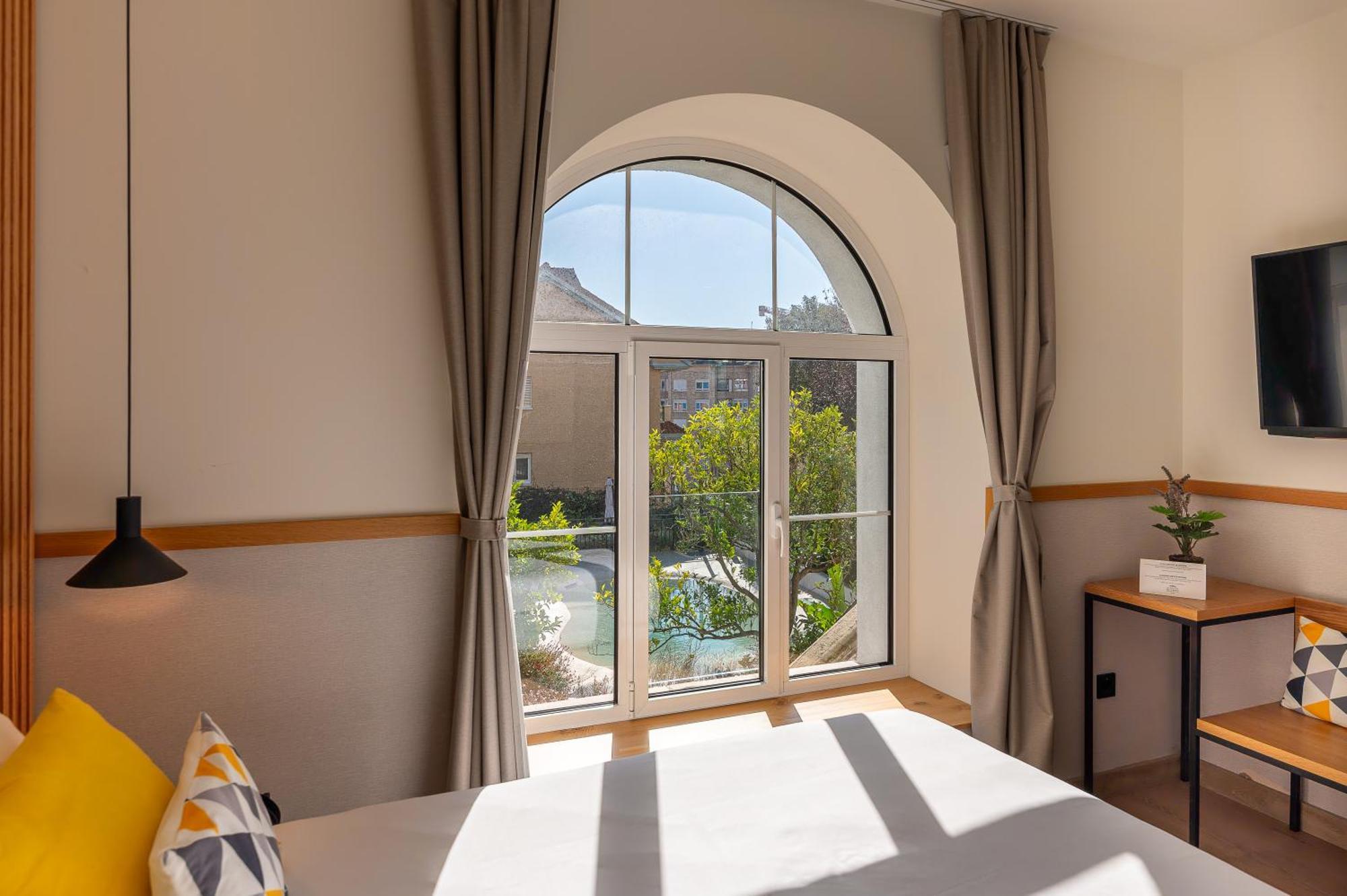 Sercotel El Balcon De La Bahia Suites Сантандер Номер фото